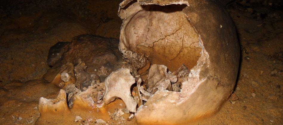 Belize-Crystal-Cave-Skull
